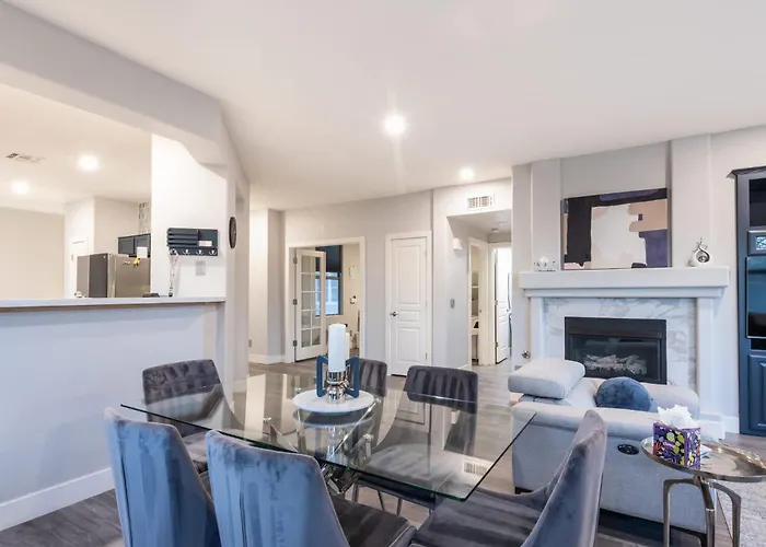 Holiday home Lux Kierland Greens Overlooks 9th Hole Near Golf