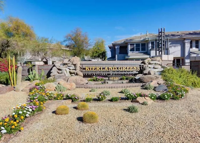 Lux Kierland Greens Overlooks 9th Hole Near Golf Scottsdale